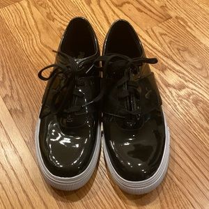 Mens Puma patent leather sneakers size 11